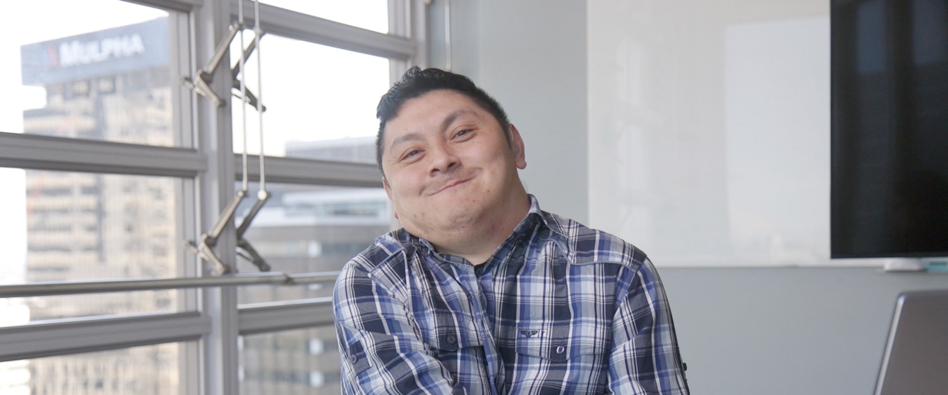 How do i submit a query to the ndis commission portal?